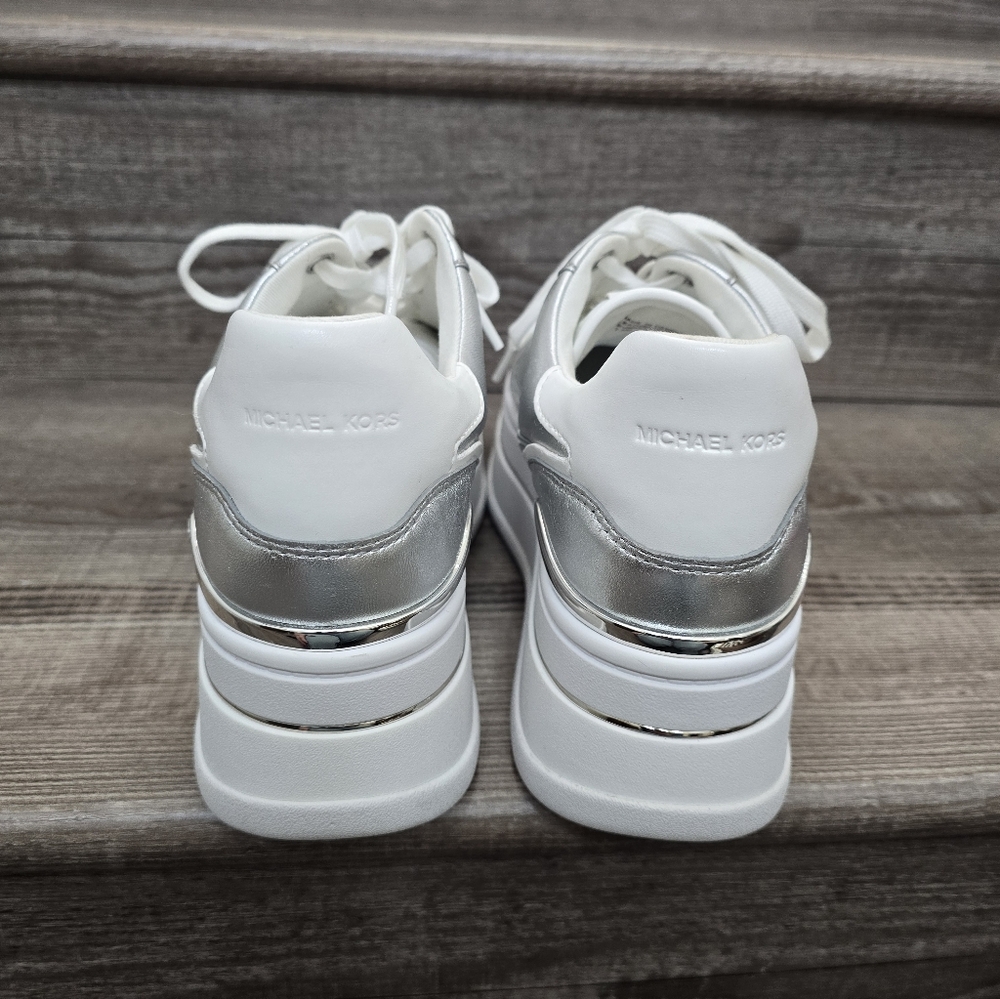 Michael Kors Women's silver and White platform Sneakers size 7.5 - Picture 5 of 9